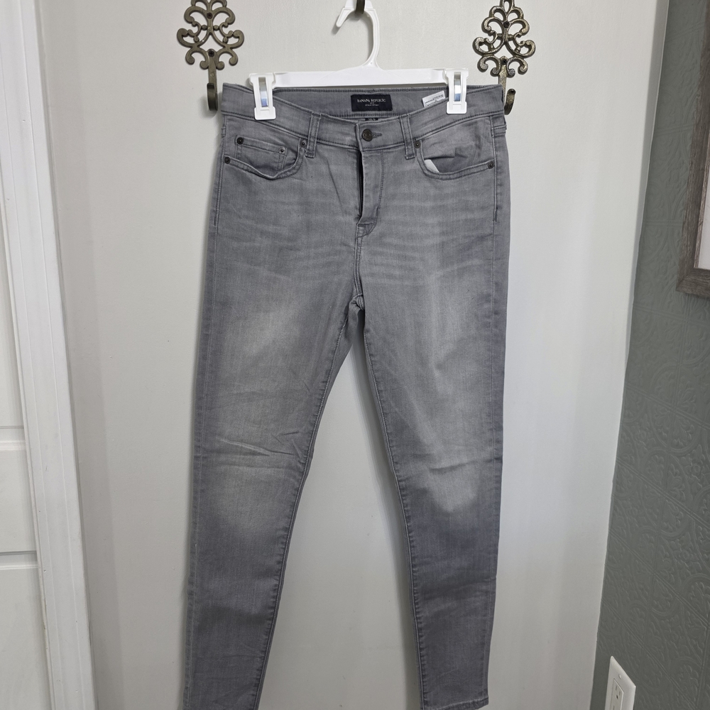 Banana Republic Women's Skinny Jeans in Gray